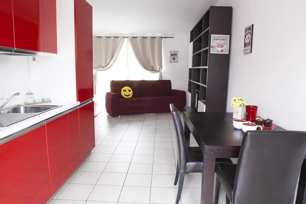 Alessia'S Flat - Loreto Milan